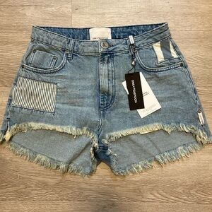 NWT One Teaspoon Distressed Jean Shorts! Made from sustainable materials.